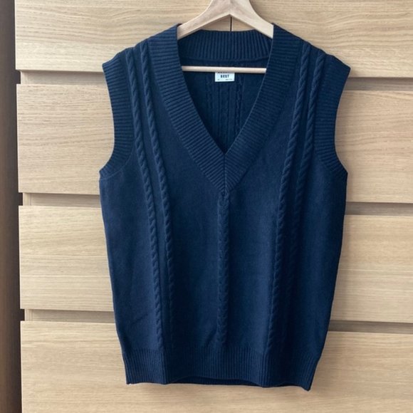 Sunday Best Sweaters - Sunday Best Navy Oversized Cable Knit Merino Wool Cotton V-Neck Sweater Vest XS